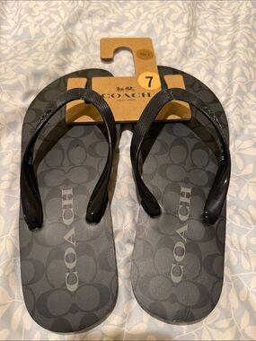 New Coach Black Logo Pattern Flip Flops Size 7